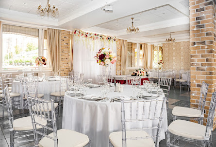 Ресторан «ПлавОтель»  в Шатер «Лес»