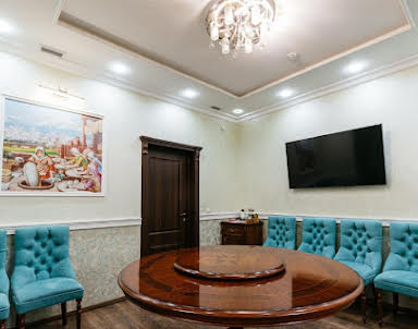  ресторан Цирани холл