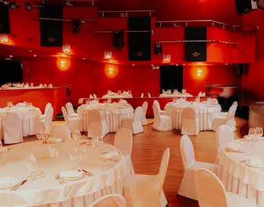 День рождения в Дворец Олимпия