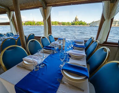 Корпоратив в Теплоход "Мираж"