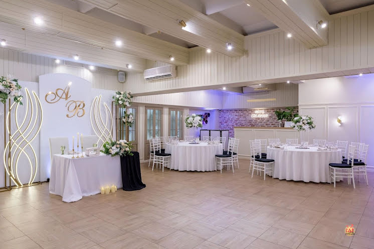 Основной зал в «Secret Garden» фотография №5