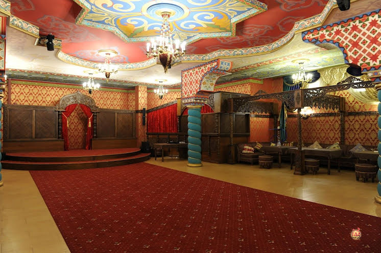 Восточный зал  в «Весенний дворец» фотография №13