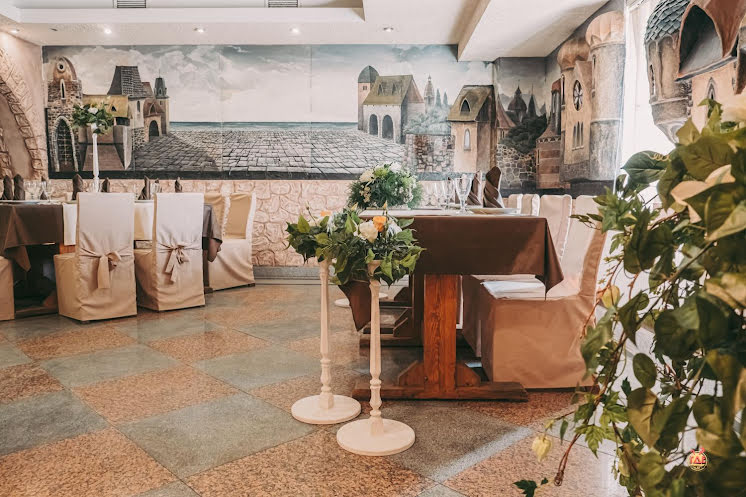 Основной зал в «Старое Шале» фотография №4