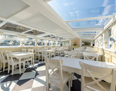  ресторан Теплоход "Грация"