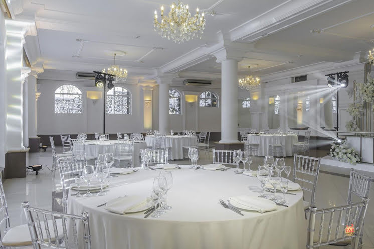  Царский зал в «Мир у Озера» фотография №8