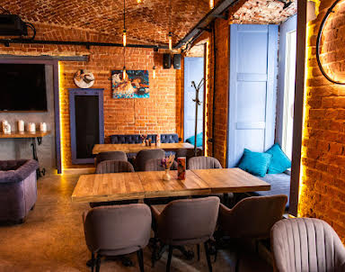  ресторан Хлеб и вино на Тверской