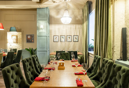 Зал на 25 человек в Зал на 24 человека