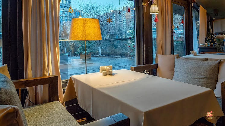 2 этаж в «Хинкальная на Краснобогатырской» фотография №11