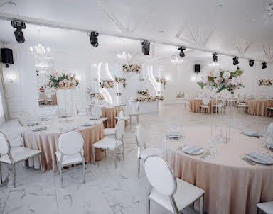  ресторан Еда и Миръ