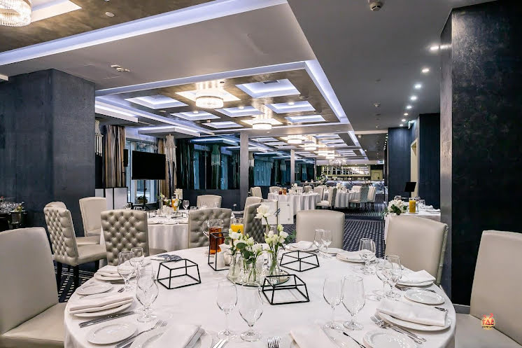 Зал DORCHESTER в «Центр Международной Торговли WTC Wedding» фотография №1