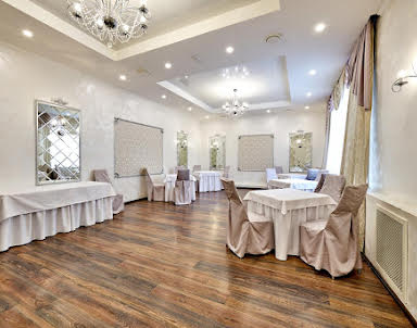  ресторан Адам и Ева