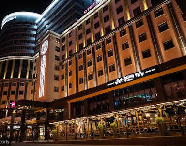 День рождения в Гранат