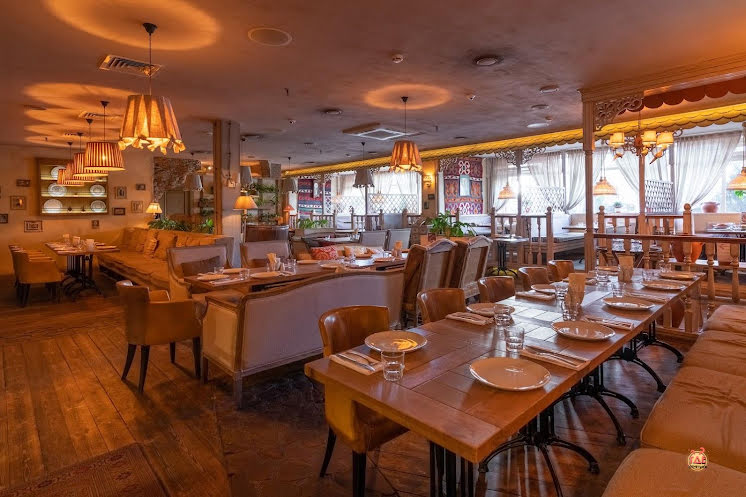 Основной зал в «Кувшин» фотография №13