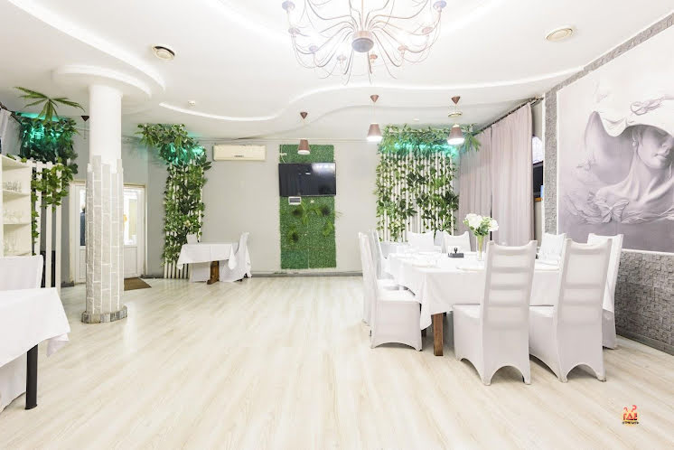 Банкетный зал в «Три тополя» фотография №6