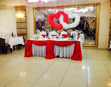  ресторан Кариночка