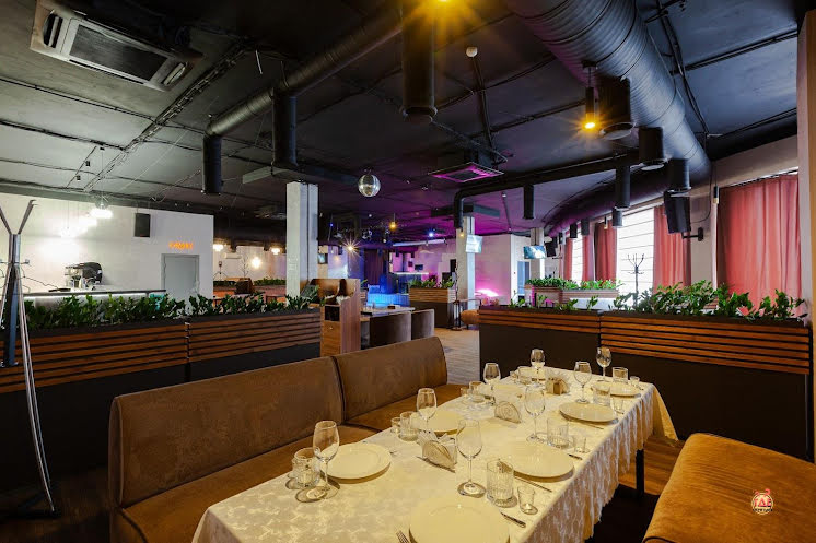 Основной зал в «31/13 La’Room» фотография №19