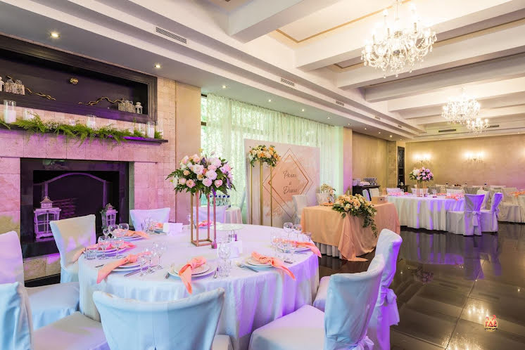 Каминный зал в «Времена года в Парке Горького» фотография №8