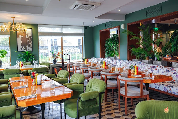 Основной зал в «Итальянцы» фотография №10