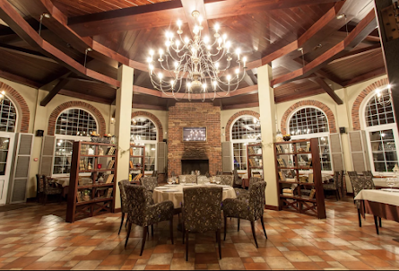 Каминный зал в Зал «Бистро»