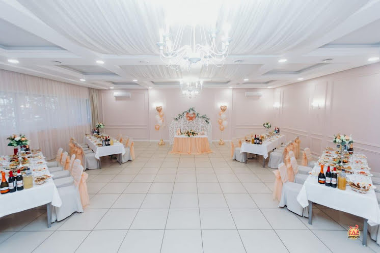 Большой зал в «Love Story» фотография №2