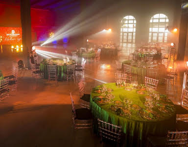  ресторан Брусницын холл