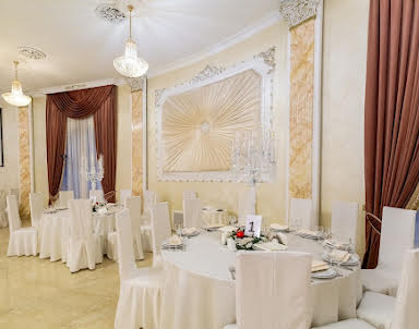  ресторан Колизей Холл