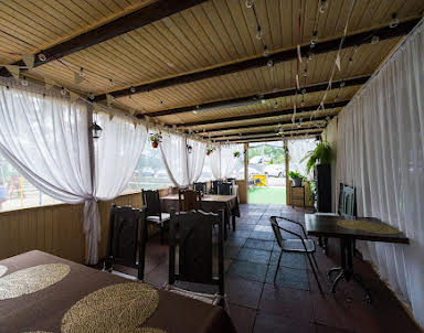  ресторан Тропа