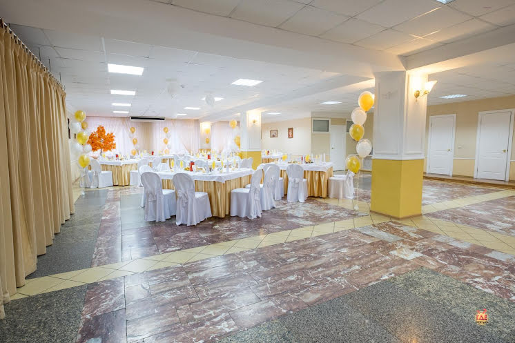 Зал на 100 человек в «Family Hall» фотография №2