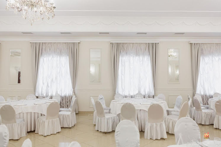 Зал "Царский" в «Версаль» фотография №1