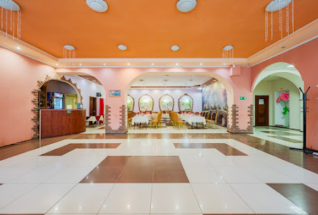 Основной зал в Основной зал