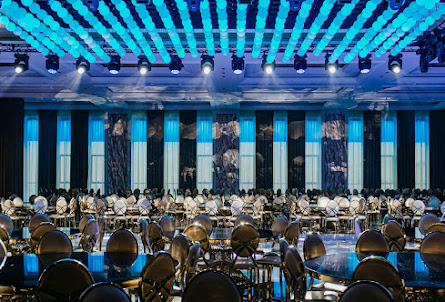 Большой зал в Малый зал