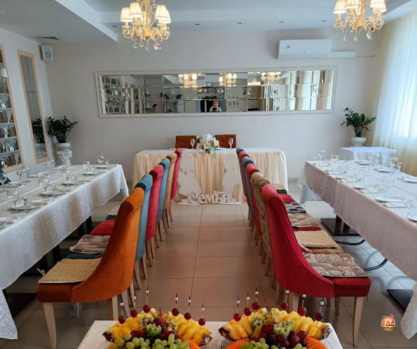 Цветной зал в «Redberry» фотография №3