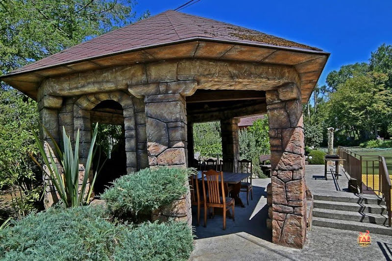 Кон-Коронель фотография №6