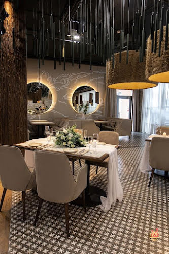 Основной зал в «Мамука» фотография №18