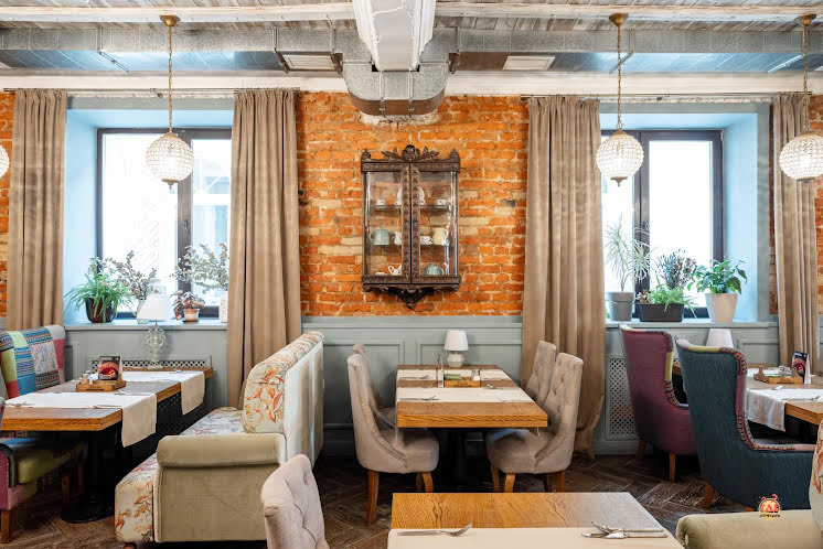 Основной зал в «Вкусный дом Sharden» фотография №13