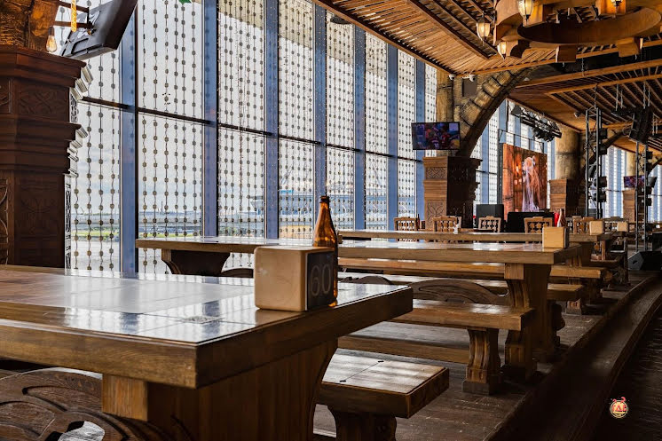 Основной зал в «Папаша Клаусс» фотография №12