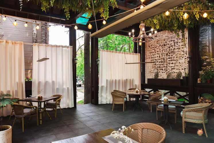 Летняя веранда №1 в «Охотников» фотография №2