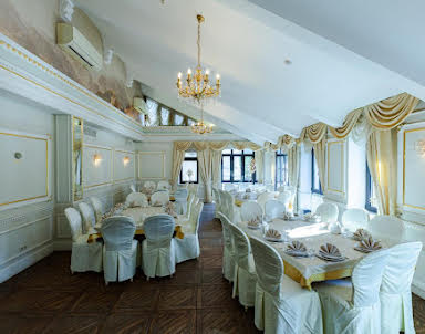  ресторан Сандал