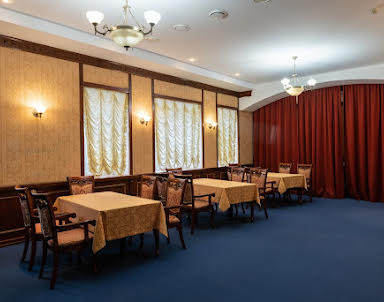  ресторан Отель-клуб «Марафон»