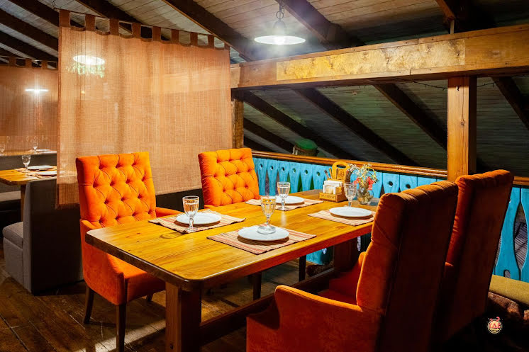 Зал на 2 этаже  в «Не горюй» фотография №5