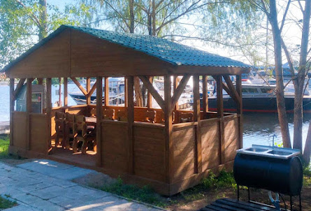 Беседка на 20 человек в Беседка на 10 человек