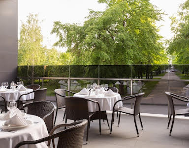  ресторан DoubleTree by Hilton Novosibirsk