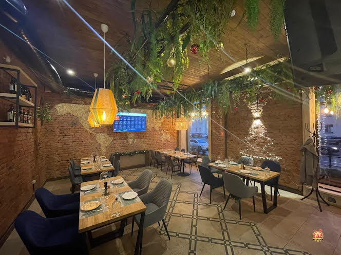 Основной зал в «Кукуруза» фотография №9