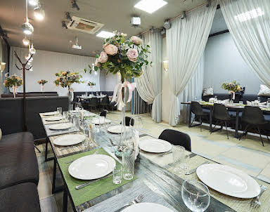  ресторан Яблоко-Street