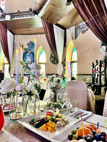 Каминный зал в «Замок в долине» фотография №5