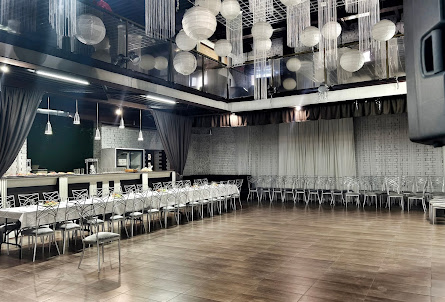 Банкетный зал в Каминный зал