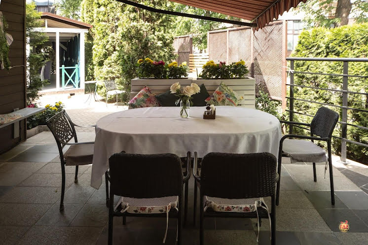 Основной зал в «Belle Famille» фотография №5