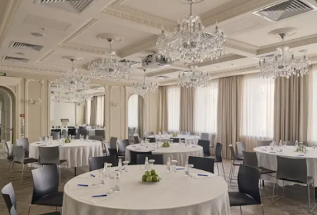 Зал "Серенада" в Терраса "Вино и вода"