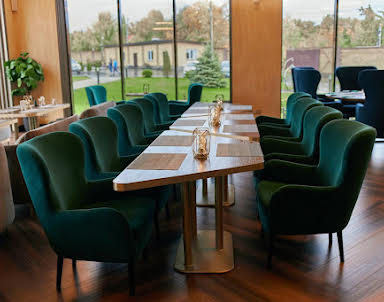  ресторан Своя Среда