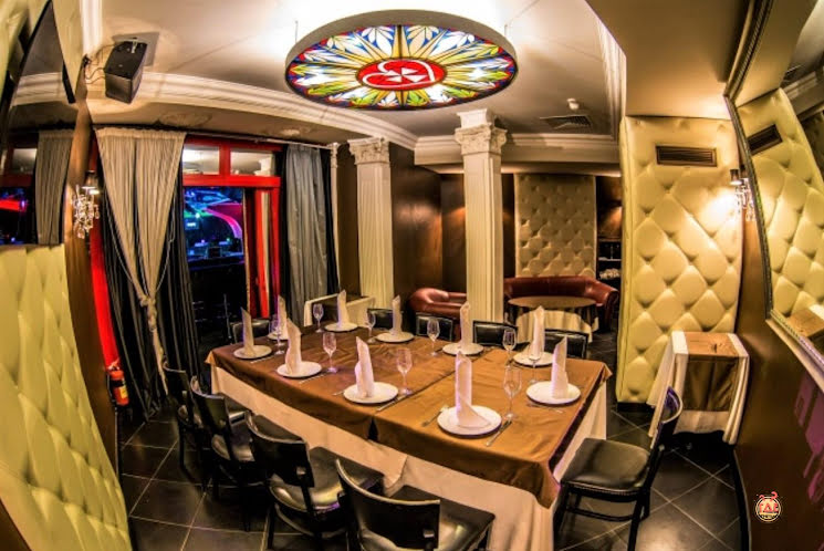 VIP-зал в ночном клубе  в «LENINGRAD» фотография №1